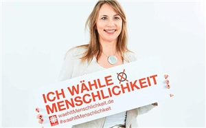 Banner Waehlt Menschlichkeit Banner Waehlt Menschlichkeit