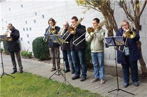 Die Bläsergruppe des Posaunenchors Hambach-Winzingen Die Bläsergruppe des Posaunenchors Hambach-Winzingen