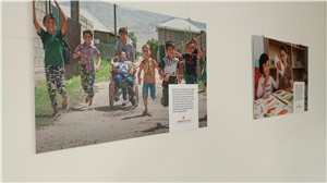 Wanderausstellung, Bild von Menschen mit Behinderung in Tadschikistan