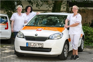 Pflegefachkräfte mit Auto Pflegefachkräfte mit Auto