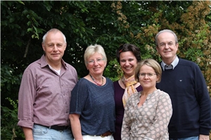 EFL-Beraterteam Das Beraterteam von links: Matthias Többen, Christel Kaul-Richters, Marion Klinkenbusch-Gierlich, Heike von der Gathen, Dr. Hans Inführ
