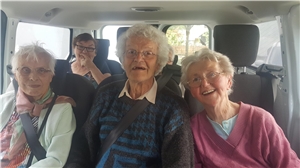Betreuungsgruppe Bus Betreuungsgruppe Bus
