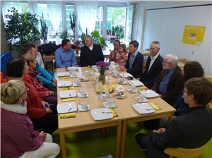 Bischofsbesuch im FAZ Bischofsbesuch im FAZ