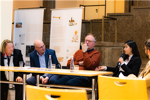 Teilnehmende der Podiumsdiskussion auf der CiNW-Fachtagung 'Miteinander Gegeneinander?' in der Alten Synagoge in Essen