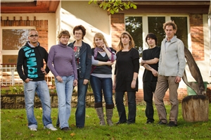 Das Team vor dem Caritas Regionalzentrum Pasewalk