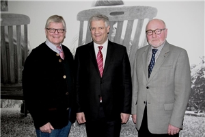 Auf dem Foto sind Thomas Przibilla, Thomas Domnick und Günter Woltering (von rechts nach links)