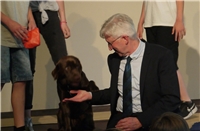 Dr. Bröckelmann mit Schulhund Happy Verabschiedung Dr. Bröckelmann