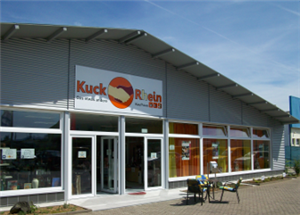Vorderansicht Kaufhaus Kuck Rhein Vorderansicht Kaufhaus Kuck Rhein