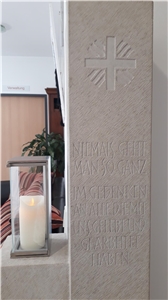 Stele mit Inschrift Stele mit Inschrift