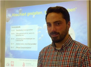 Der Referent bei einem Vortrag. Vortragsreihe