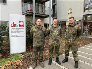 Bundeswehrsoldaten in der St. Josefspflege