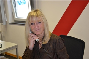 Ansprechpartnerin für telefonische Anfragen im Caritas-Altenzentrum St. Josefspflege ist Frau Gudrun Rebholz.