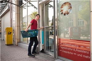 Waschsalon_Eingang Waschsalon_Eingang