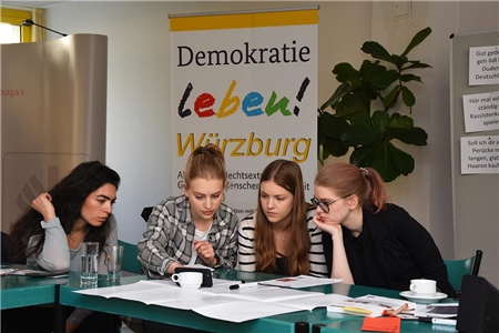 Hate Speech Workshop mit youngcaritas Würzburg