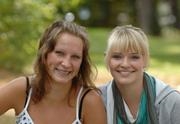 zwei junge Frauen (Foto: Deutscher Caritasverband)