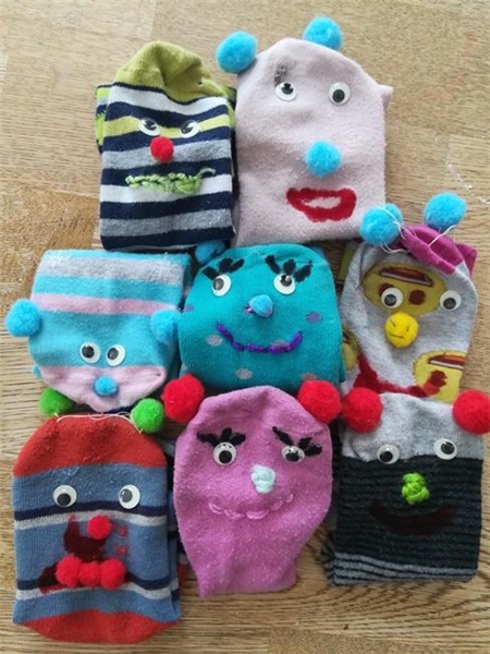 Socken-Puppen für die Perspektivklärungsgruppe