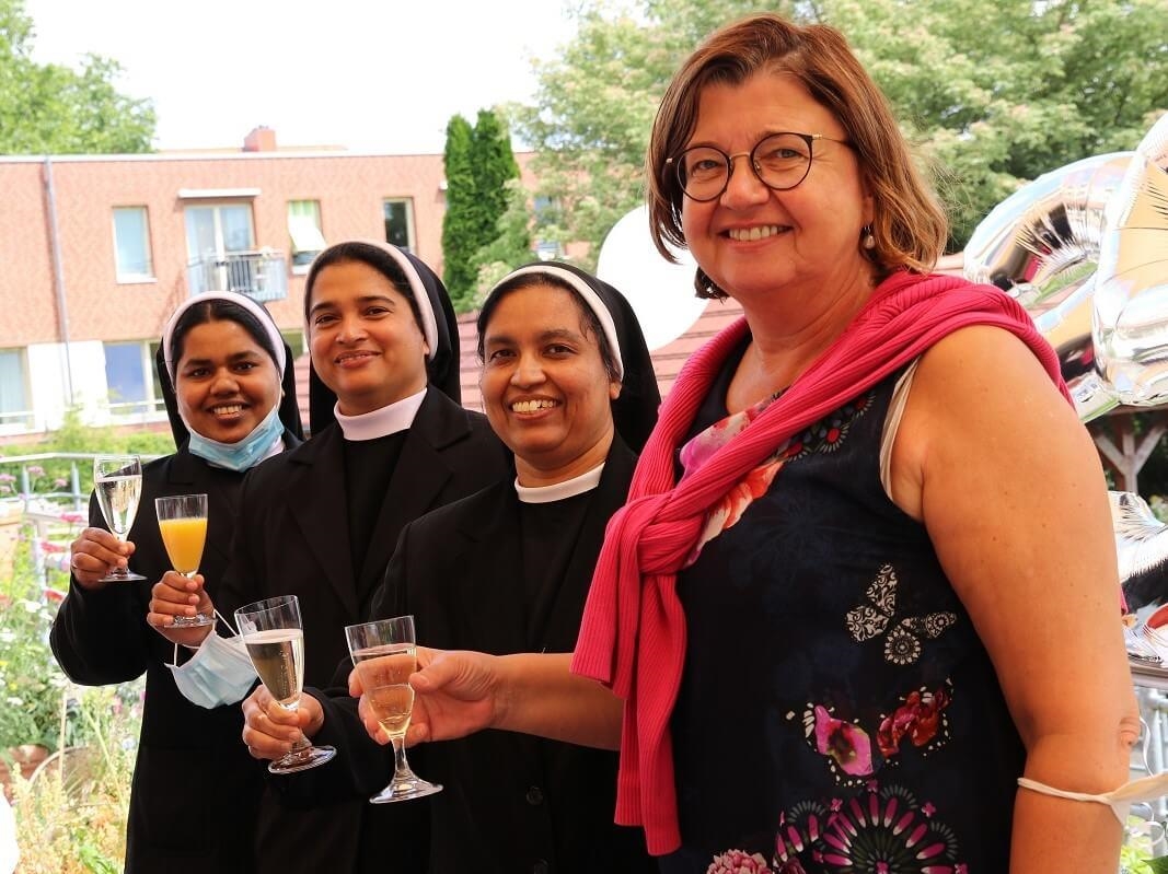 Der Vorstand der Caritas Bremen gratuliert 