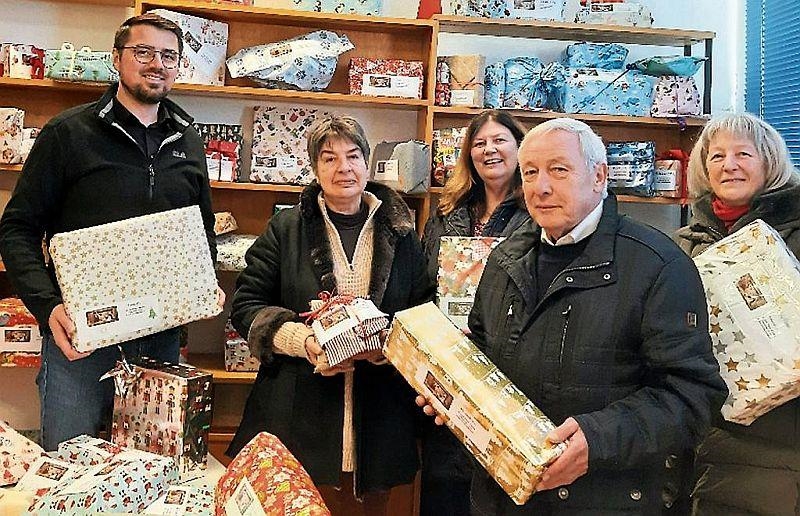 Caritas und die katholische Kirche sammeln bereits zwanzig Jahre Geschenke für Kinder zu Weihnachten