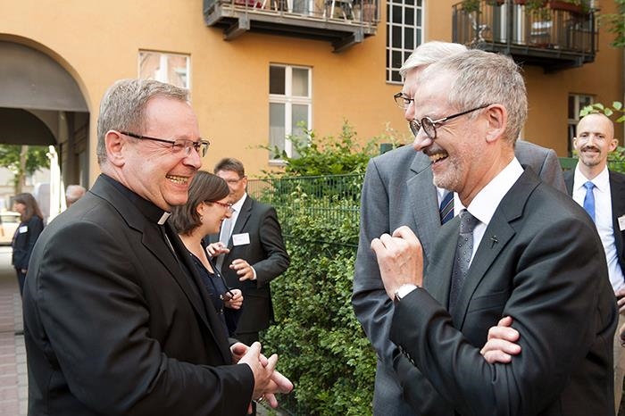 Bischof Georg Bätzing und Dr. Peter Neher (DCV / Anke Jacob)