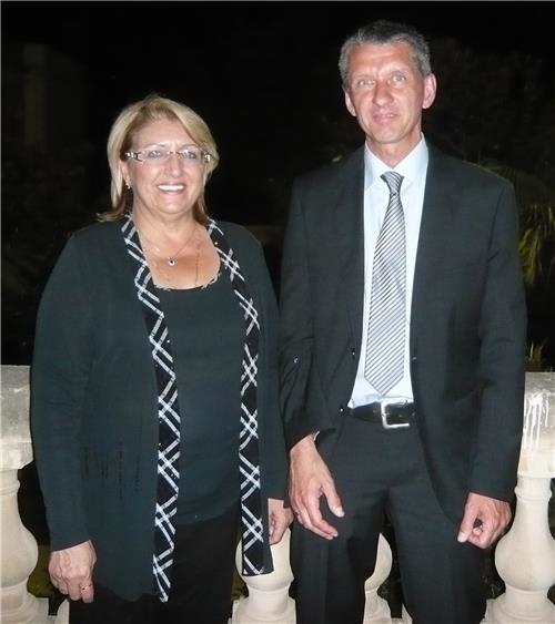 Dr. Stefan Gerhardinger zusammen mit der Präsidentin der Republik Malta, Her Excellency Marie Louise Coleira Preca. (Foto: Caritas)