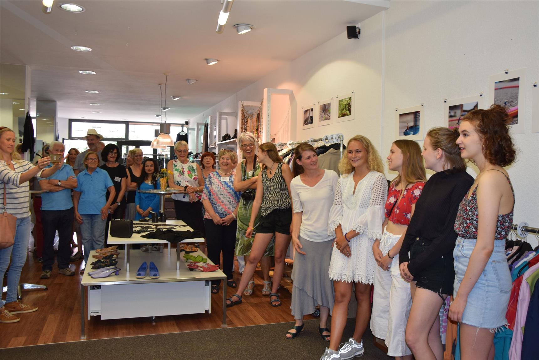 CKD-Kleiderladen_Vernissage