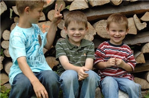HOP_0387 drei Jungs