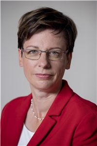 Das Foto zeigt die Berliner Caritasdirektorin Prof. Dr. Ulrike Kostka. 