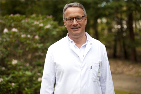 Dr. Dirk Flachsmeyer Dr. Dirk Flachsmeyer im Portrait