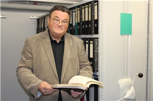 Dr. Fibich Dr. Fibich