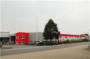 Die neue Halle der Caritas Werkstätten St. Martin Hinterm Gallberg Die neue Halle der Caritas Werkstätten St. Martin Hinterm Gallberg