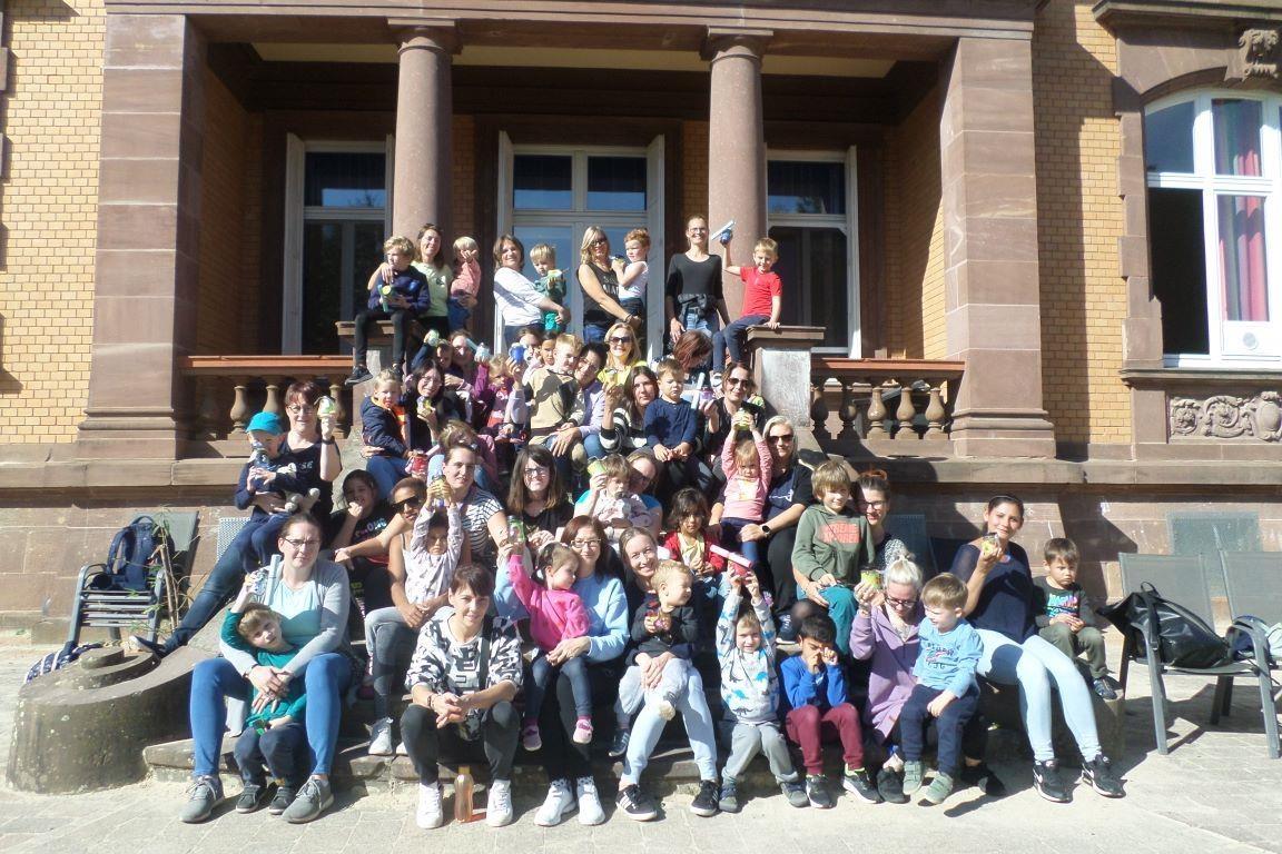 Müttergenesungswerk startet Woche der Gesundheit Gruppenfoto