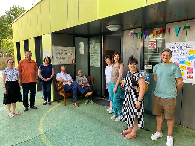 v.L.n.R.: Alana Keller, Peter Grünig, Nicole Holzapfel-Richtberg, Winfried Hoffmann, Fahima Nokraschi, Ursula Janetzko, Beatrice Lüttcher, Jana König, Bastian Laucks