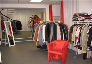 Secondhand-Laden günstig einkleiden