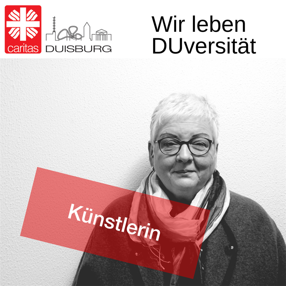 Mitarbeiterin Gabriele mit Infobanner 
