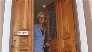 Edith Kulzer-Schwab öffnet die Türe für Menschen in Notlagen
