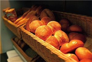 Tafelladen1 Viele Brötchen im Korb