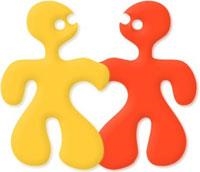 Eine gelbe und eine orangefarbene Figur halten einander an den Händen.
