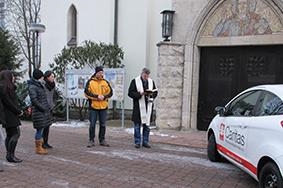 Segnung Auto JH Merseburg Autosegnung vor St. Nobert