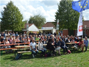 Über 200 Kolleginnen und Kollegen feierten gemeinsam den Aufbruch der Caritas im Norden.