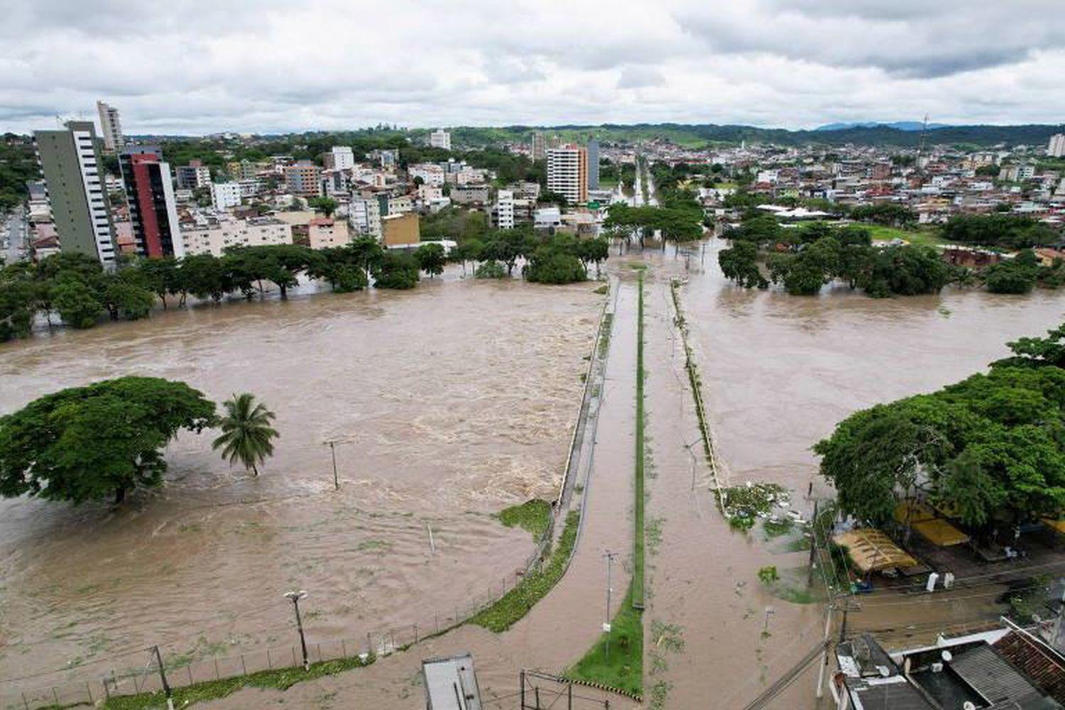 Die überschwemmte Stadt Itajuípe