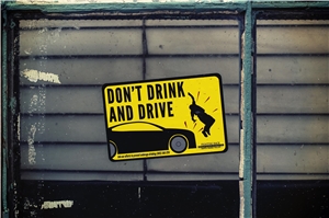 Alkohol und das Fahren von Autos passen so gar nicht zusammen. 
