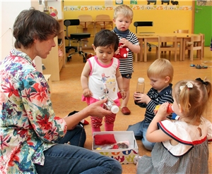 Kinderkrippe1 Die Sinneswahrnehmungen werden gefördert.