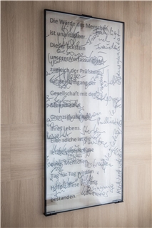 Kunst Worte Kunstwerk mit handschriftlichen Elementen
