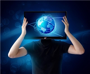 Er sucht sie online