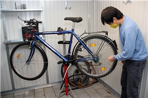 Fahrradwerkstatt im Roman-Nitsch-Haus