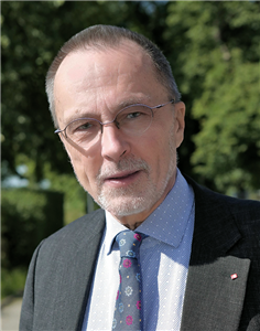 Porträt: Hans-Georg Liegener, Vorstand des Caritasverbandes in Krefeld und ehemaliger Sprecher der OCV-Konferenz NRW