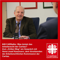 Vorschaubild der Episode 027 des Podcasts 'CARItalks' mit Heinz-Josef Kessmann, der an einem Besprechungstisch sitzt und den Interviewer Markus Lahrmann anblickt