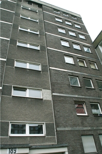 Die Fassade eines Hauses im Duisburger Stadtteil Bonnefeld