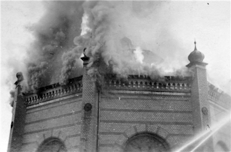 Brennende Synagoge in Paderborn, Reichprogromnacht