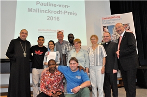 Der erste Platz beim Pauline-von-Mallinckrodt-Preis (2.500 Euro) ging an den „Engagierten-Treff Asyl“ in Kamen-Kaiserau. 